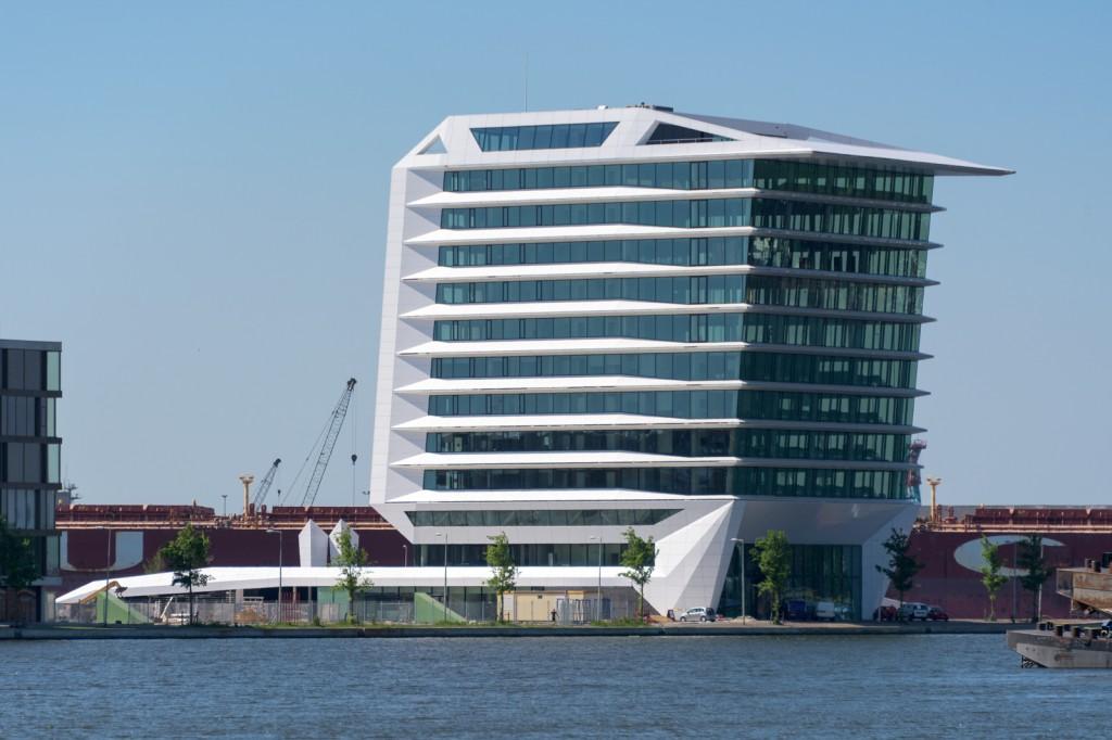degree of flexibility will make presentations come to light in every sense of the expression Each floor will offer superb vistas over the city of Amsterdam and
