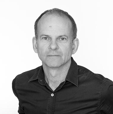 the design field. Previously, Hans Christian has worked with international marketing in Paris and New York and has solved communication tasks for IBM, WW, Apple and Microsoft.