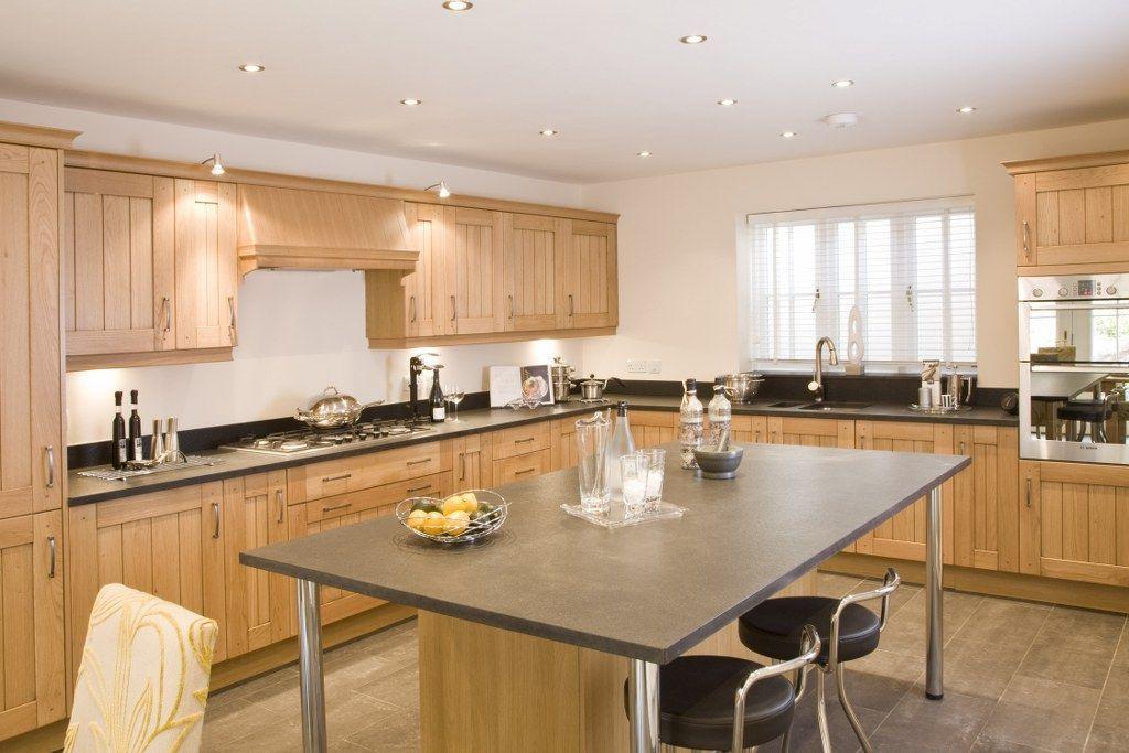 1 Hatton Flight Birmingham Road CV35 7JP Four bedroom detached luxury family home set out over four levels and offering spacious and flexible living accommodation throughout with over 2300 sq ft of