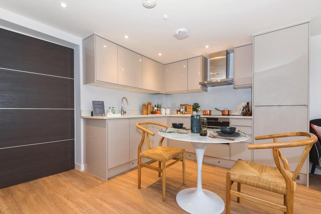 DEVELOPMENT An exclusive collection of stylish one bedroom apartments in a much favoured tree lined avenue within a mile of Maidenhead Town Centre and a short walk to The River Thames.
