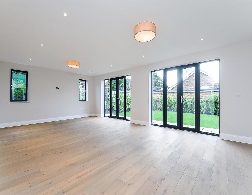 A stunning refurbished corner plot detached house comprising a generous entrance hall, large dining room, spacious study, fabulous main lounge, stunning kitchen/breakfast room, large utility room,