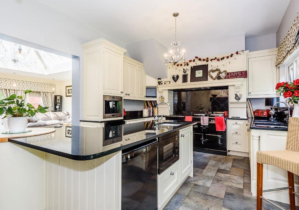 SUBSTANTIAL 6 BEDROOM HOUSE IDEAL FOR ENTERTAINING WITH SWIMMING POOL COMPLEX 11 HUMBERSTON AVENUE, HUMBERSTON, GRIMSBY DN36 4SU Sitting room dining room drawing room study kitchen breakfast room