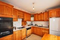 Hall, Living Room/Family Room, Kitchen/Breakfast Room, Dining Room, Conservatory, Utility Room, 4 Bedrooms,