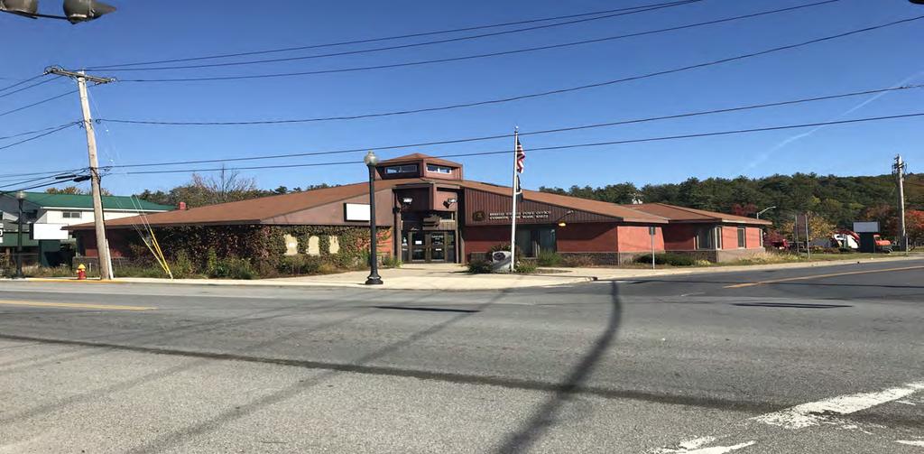 FORMER TD BANK BRANCH - CORINTH, NEW YORK 3,555 SF AVAILABLE CORINTH, NY EXECUTIVE SUMMARY OFFERING SUMMARY Available SF: Lease Rate: Lot Size: Building Size: Ceiling Height: Zoning: Market: 3,555 SF