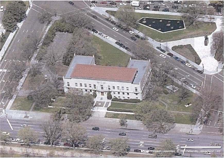 APPENDIX 3 ADM Building Description This Aerial photograph shows the main facade facing Constitution Avenue Photo from Google Earth, October 2007 The 1948 Administration Building was designed by
