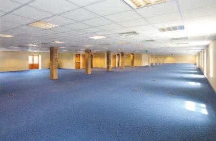 Accommodation 86/1a 86/1b 86/1b 86/1a + 1b Commercial Quay 86/2 Further Information 86/2 Commercial Quay SUITE SQ M SQ FT PARKING RATEABLE VALUE 86/1a 354 3,811 7 55,100 86/1b 163 1,750 3 24,800 86/2