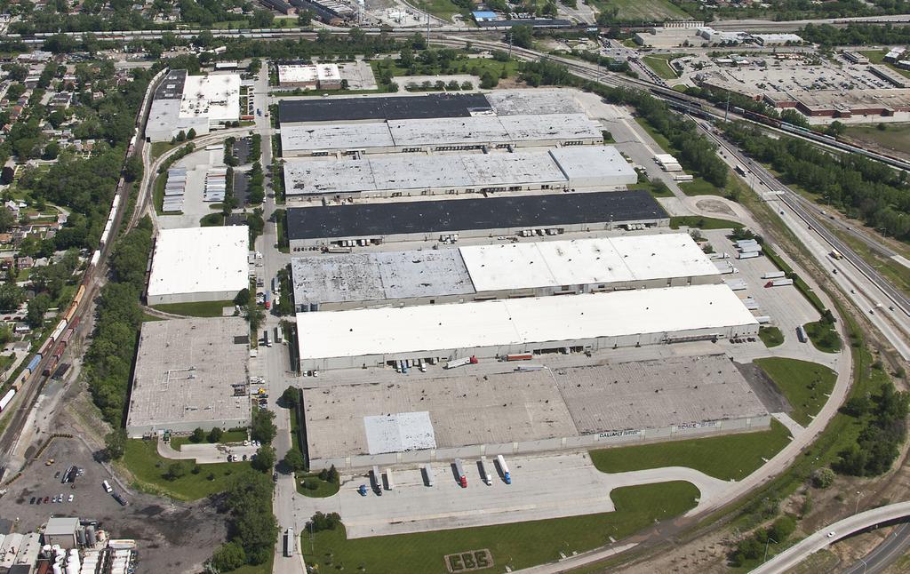 Calumet Business Center INVESTMENT HIGHLIGHTS Critical Mass in One Park The Portfolio offers investors the opportunity to purchase 2,070,579 square feet in twelve (12) buildings, which are 93% leased