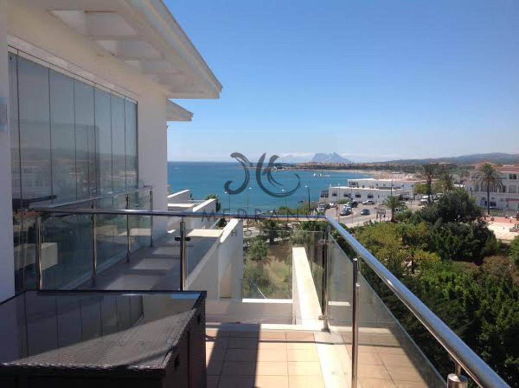 Conditioning, Central Heating Views : Sea, Mountain, Beach, Port, Panoramic Features :