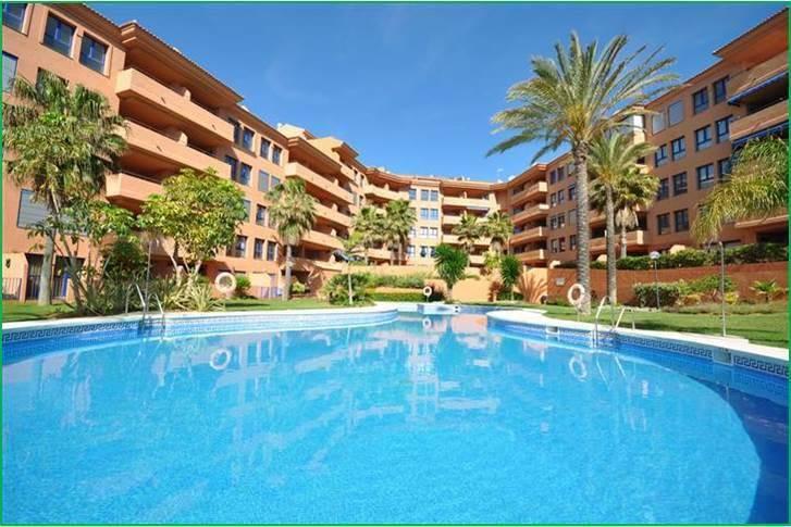 Conditioning, Central Heating Views : Sea, Mountain, Beach, Port, Country, Panoramic, Garden, Pool, Urban, Street Features :