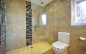 shower unit, low flush wc, vanitory unit, ceramic tiled floor, fully