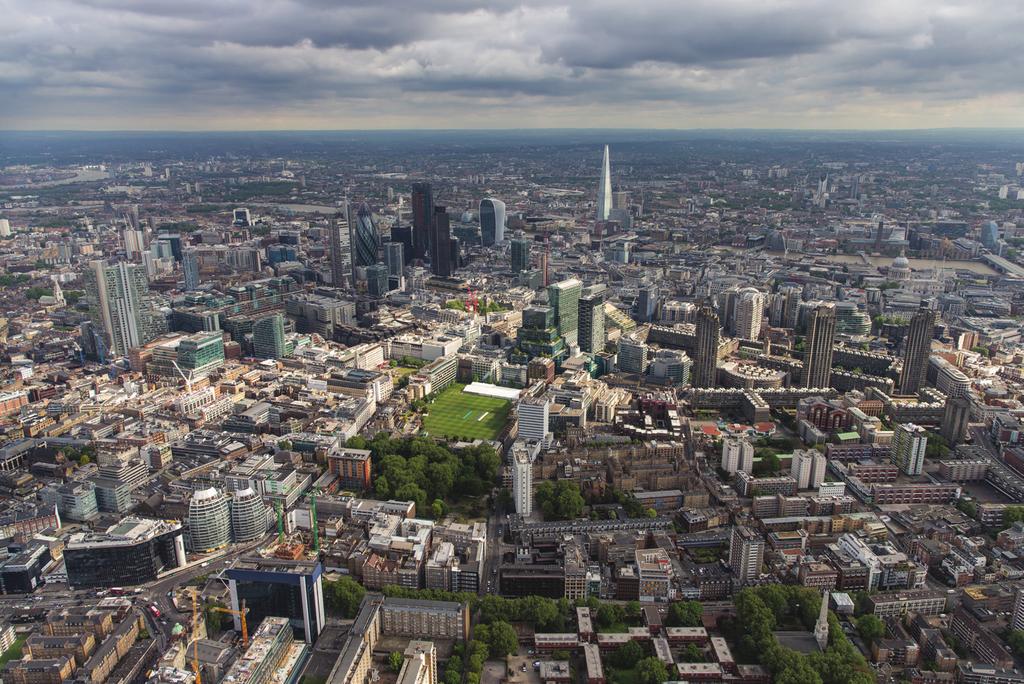 Connectivity The Bower Bezier Building White Collar Factory The Cheesegrater The Walkie-Talkie The Shard The Heron St Paul s Cathedral St Luke s Garden The property is located within Zone 1 and has