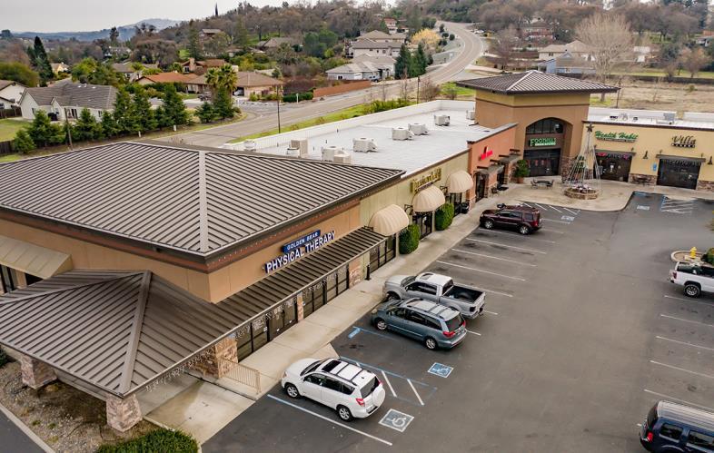 corridors, Highway 26, which serves as an expressway from Stockton through Valley Springs Flexible retail or office space available for multiple businesses Monument