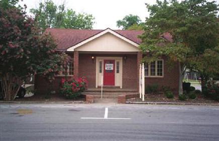 GARDEN CITY LIMITS - LEASE ONLY MLS #92384 Just 1 block off Main Street, office lease in the Garden City 2200 sq. ft.