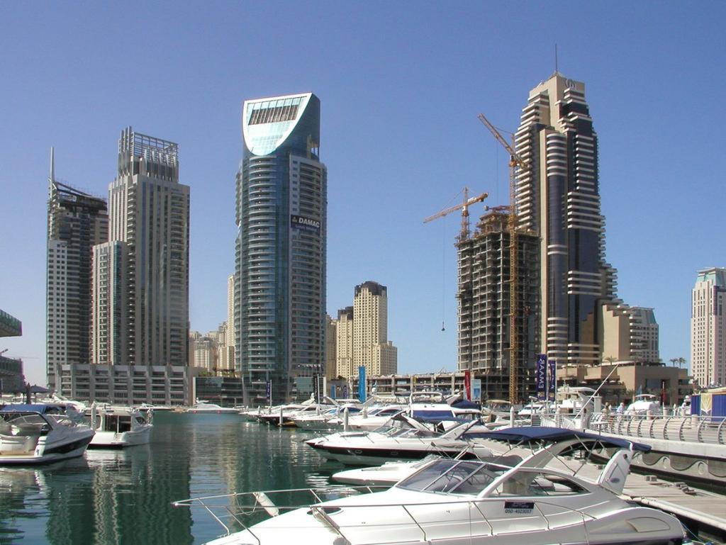 Figure 5: The Dubai Marina project and its residential towers. Source. Authors.