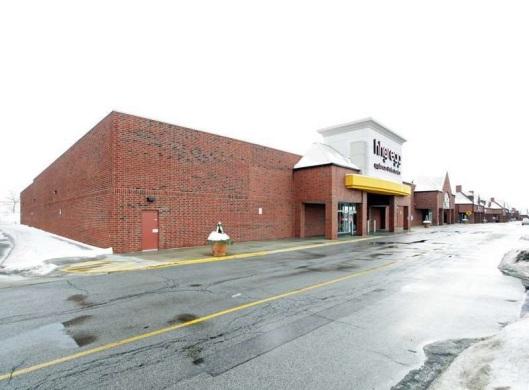 Inline Tenant Space Anchored by HH Gregg, TJ Maxx, Best Buy and Ross