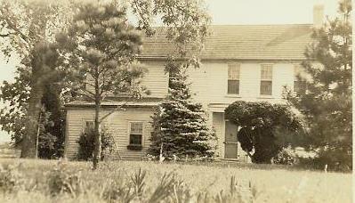 Figure 4: ca. 1940 photograph of the Andrews-Bartlett House View almost south.