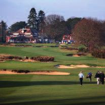 With three of the UK s finest golf courses, the Wentworth Estate extends to around 1750 acres in total.