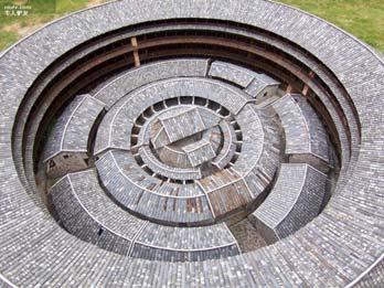 tulous and an oval tulou, forming a pattern of "four dishes and a soup" Fujian Yongding Hakka Tulou (two-day