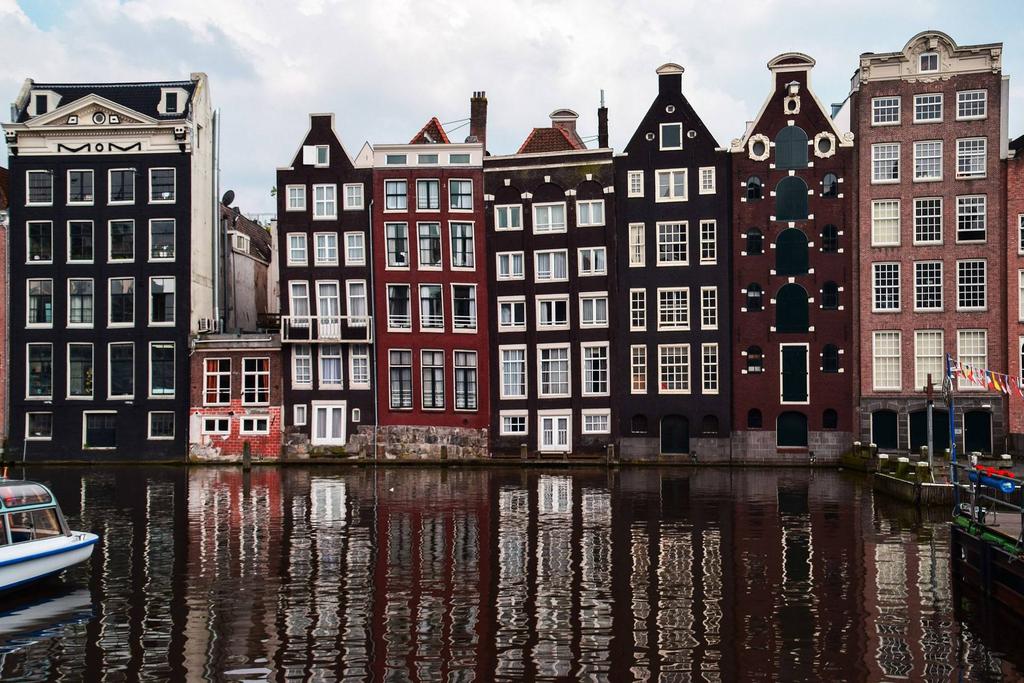 Amsterdam, Netherlands Average household in the Netherlands spent 1/3 of income on housing