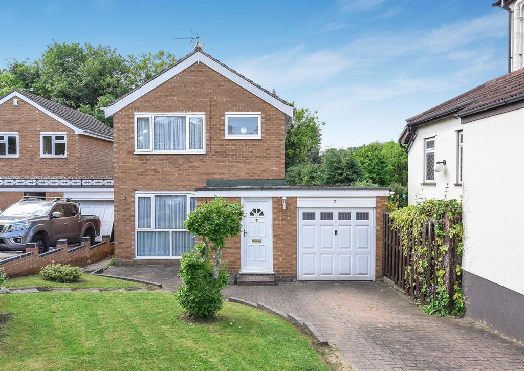 Brendans Close, Hornchurch, RM11 3UL 3 Bedroom Detached Family Home