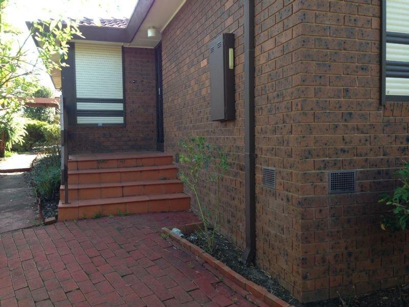 STATEMENT OF INFORMATION Section 47AF of the Estate Agents Act 980 40 MCLEANS ROAD, BUNDOORA, VIC Indicative Selling Price For the meaning of this