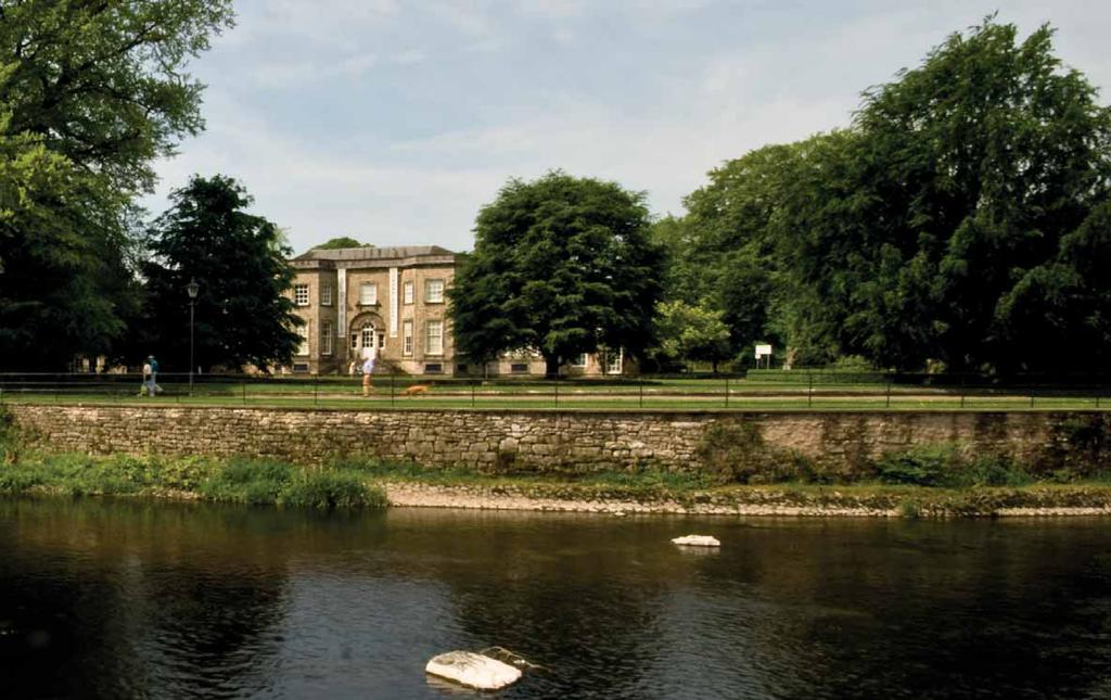 Kendal offers excellent transport links and is easily accessible by roads and railways.