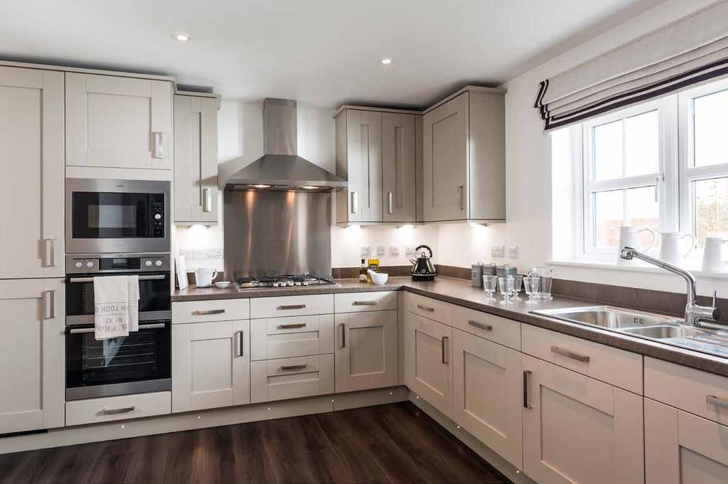 5 bowl, stainless steel inset sink Stainless steel double oven and hob Integrated dishwasher Integrated fridge / freezer Integrated washer / dryer Integrated microwave EXCEPTIONAL INTERIORS