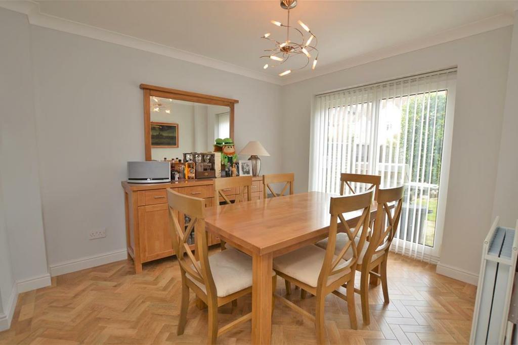 09m) A bright and airy room which has recently been decorated, the flooring has been upgraded to Parquet.
