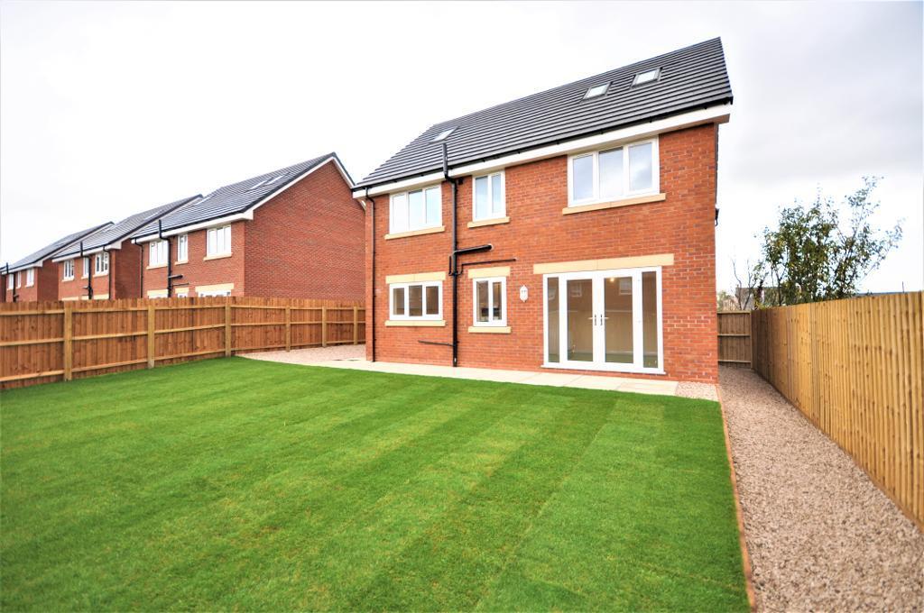 FIVE BEDROOM DETACHED FAMILY HOME