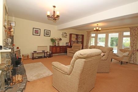 an ideal family home in a much sought after location. Entrance porch 5 8 x 3 Half glazed upvc door to front.