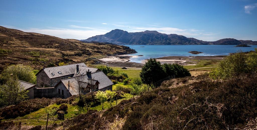 Sandaig Knoydart, Inverness-shire PH41 4PL Fort William 38 miles Inverness Airport, 107 miles A superb 105 acre estate with spacious accommodation and a private bay and shore front to Loch Nevis