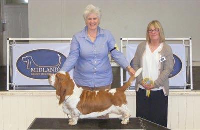 Clanwillow Our Judge Wendy Fairbrother with her