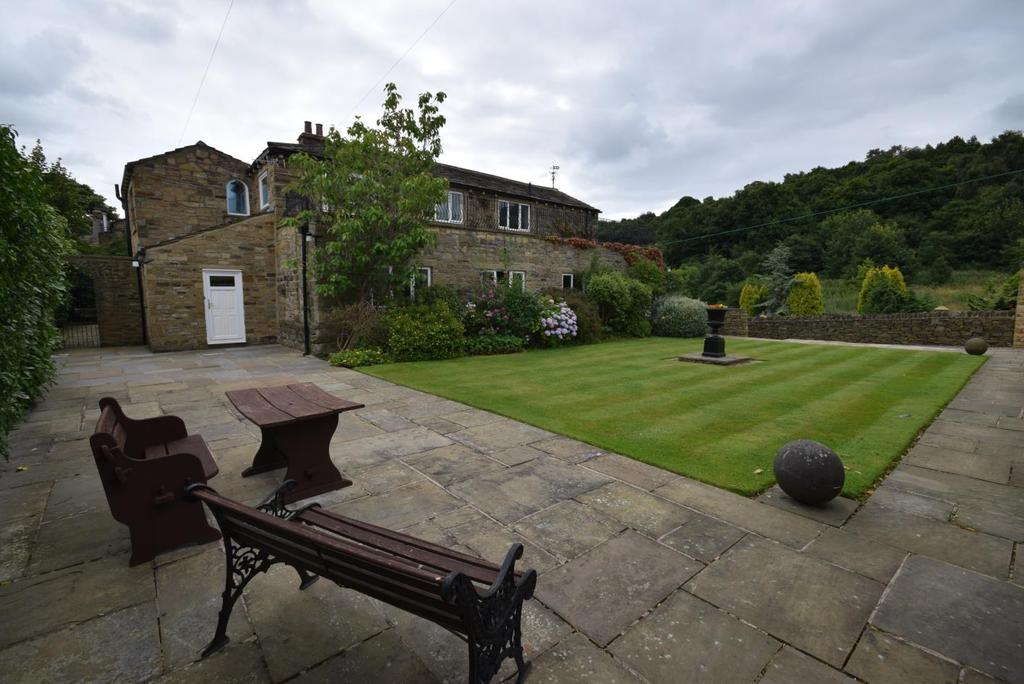 Hollin Hall Farm Moor Head Lane Shipley A delightful detached residence dating back to the 19th century set within approximately 1.15 acres of impressive private walled grounds.