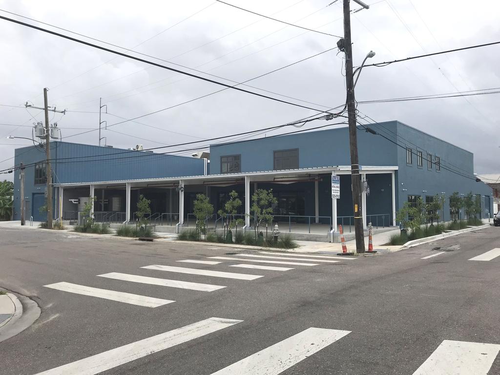 FOR LEASE MID-CITY RETAIL SPACE ON THE LAFITTE GREENWAY ADDRESS: RENTAL RATE: SUITE SIZES: ZONING: SPACE DELIVERY: COMMENTS: 2606 ST.