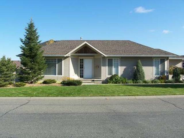 2091 PANORAMA CRT Sub Area Sahali Current Price $579,900 Style Bungalow Title Freehold Taxes $4,024 (2016) MLS 140959 Original Price $579,900 Age of Dwelling 17 Zoning rt-1 DOM 149 Sale Price s Above