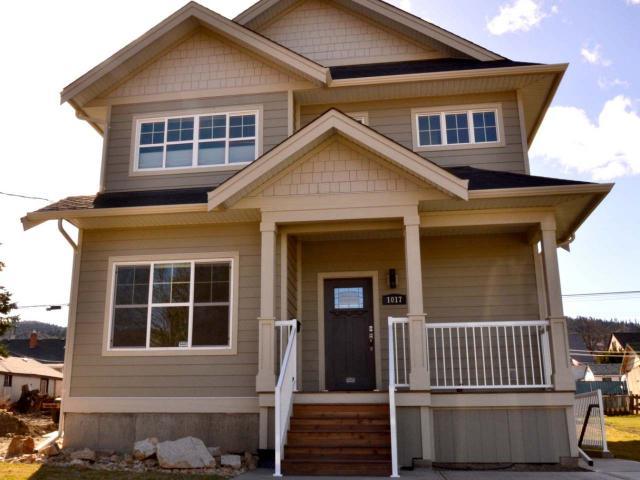1017 BATTLE STREET Sub Area South Kamloops Current Price $713,800 Style Two Storey Title Freehold Taxes $4,515 (2017) MLS 142563 Original Price $728,000 Age of Dwelling 2 Oct 26/17 $713,800 Zoning