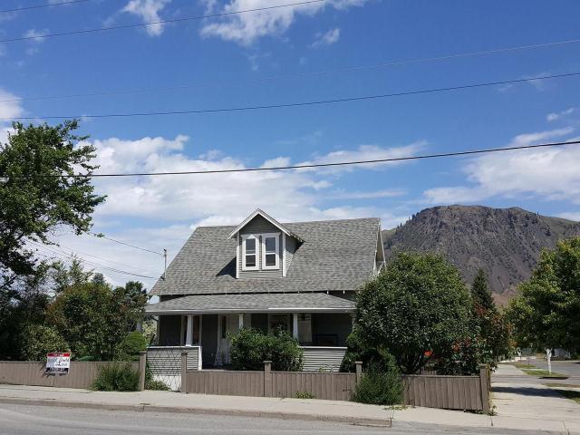 698 LORNE STREET Sub Area South Kamloops Current Price $429,000 Style Bungalow Title Freehold Taxes $3,280 (2017) MLS 140942 Original Price $429,000 Age of Dwelling OT Zoning RS-1 DOM 113 Sale Price