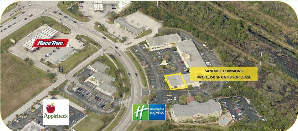 SANDHILL COMMONS - OFFICE/RETAIL 2,700 SF PUNTA GORDA, FL EXECUTIVE SUMMARY OFFERING SUMMARY Available SF: 1,350-2,700 SF PROPERTY OVERVIEW Two office/retail units - 1,350 SF each. Lease Rate: $14.