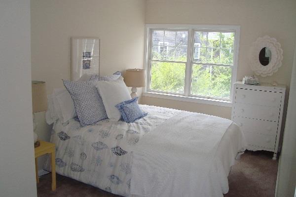 very easy. The master bedroom offers a walk-in closet and an en suite bathroom.
