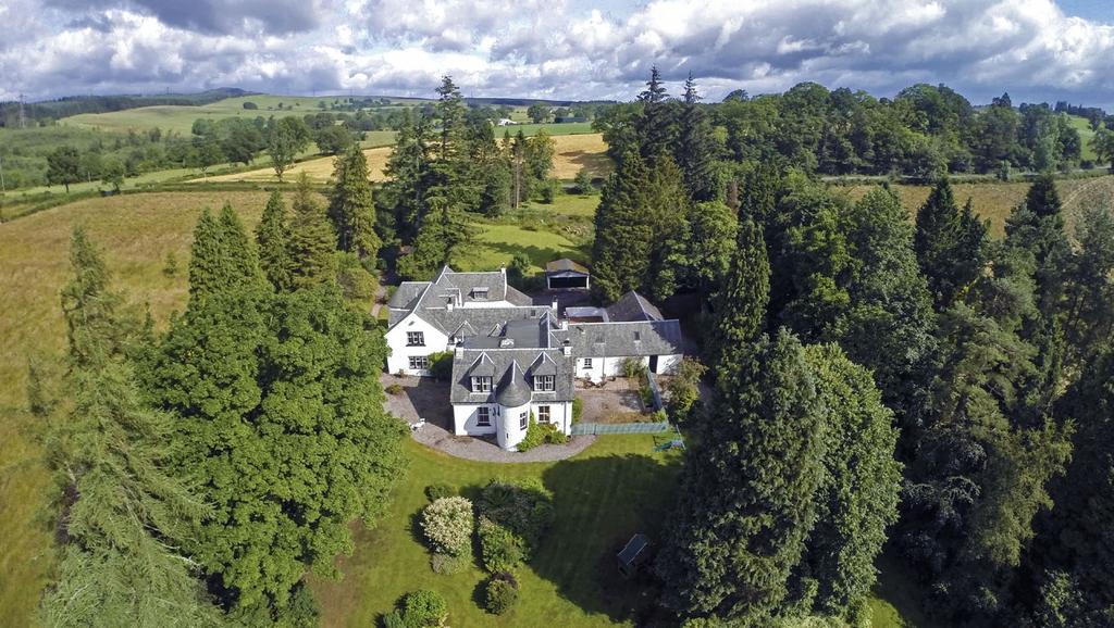A stunning former farmhouse with views to the Campsie