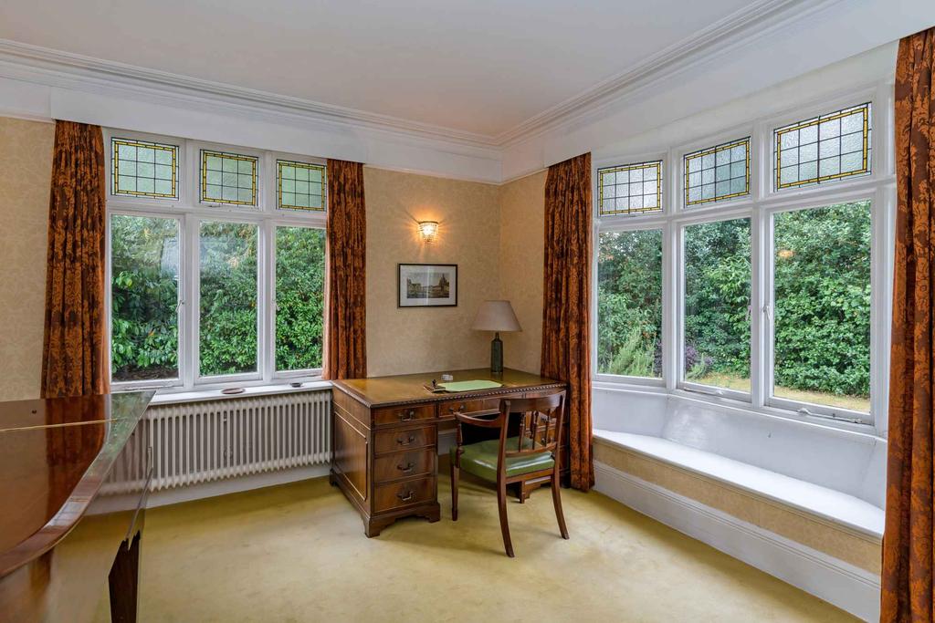 Ground Floor: Reception Hall, Drawing Room, Sitting Room, Dining Room, Family Room, Study, Kitchen, Larder, Pantry.