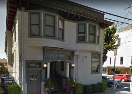 PROPERTY LOCATION 503 SE 12th Ave YEAR BUILT TOTAL # OF UNITS UNIT TYPE UNIT SF 1904 Studio 400 $1050 $2.
