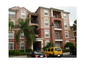 O5190224 4862 CAY VIEW AVE, #10709, ORLANDO 32819-8806 Subdivision: VISTA CAY AT HARBOR SQUARE C List Price: $184,900 SF Heated: 1,112 Prop Desc: Ground Floor Unit Incredible short term rental