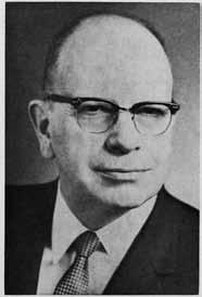 H e becam e presid en t of M ichigan T ech in 1956, the only alum nus to hold th a t position, and becam e th e U niversity s first chancellor in 1965. Brother V an P elt received an A.B. degree from C ornell College and B.