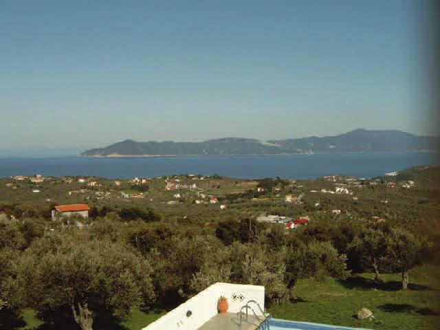 Page 5 RESIDENTIAL FOR SALE VILLA AT AGHIOS TAXIARCHIS Ref 906 This is a 4 bedroomed villa built in 2003.