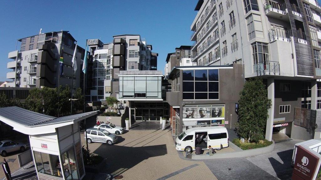 Upper Eastside - Woodstock Property Type Mixed use development Section 130 of SS Upper Eastside, 31 Brickfield Road Woodstock Western Cape Total Building GLA 782m 2 Trendy offices with a welcoming