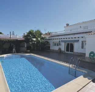 (350m2) with fantastic panoramic views on plot of 945m2. 3 beds, 3 baths, garage, pool, and central heating.