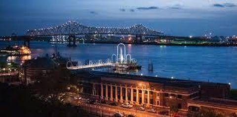(Thousands) 53,952 689,589 1,861,741 Baton Rouge is in the midst of an urban renaissance as a result of downtown initiatives focused on attracting new residents and businesses.