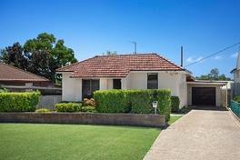 SHORTLAND, 16 Libya Street IMMACULATE FIRST HOME Immaculate weatherboard & tile home in quiet street, two generous bedrooms & plenty of room to extend.