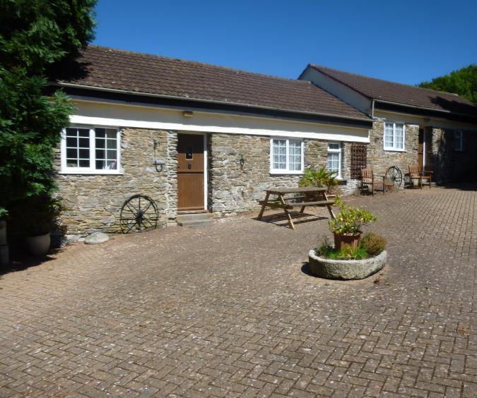 The Cottages Smithy Cottage The six holiday letting cottages are self-contained and furnished to